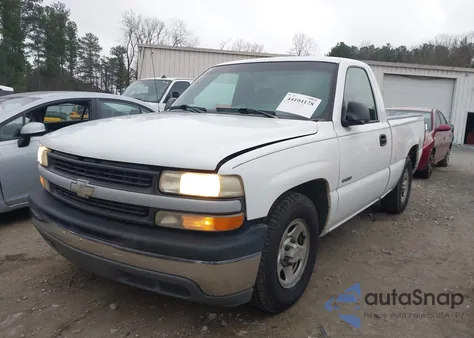 2000 Chevrolet Silverado 1500 z USA, uszkodzony, nr VIN 1GCEC14W3YZ127723